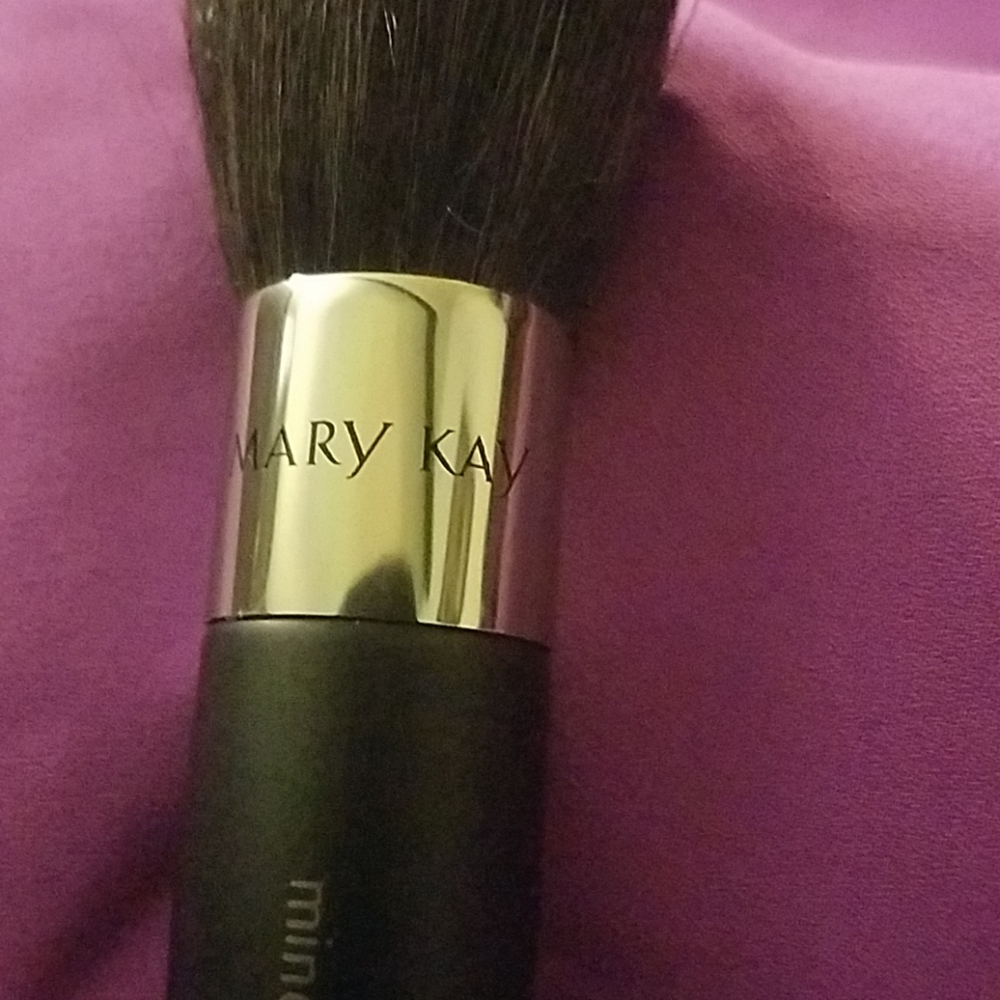 Brush - Picture 4 of 6